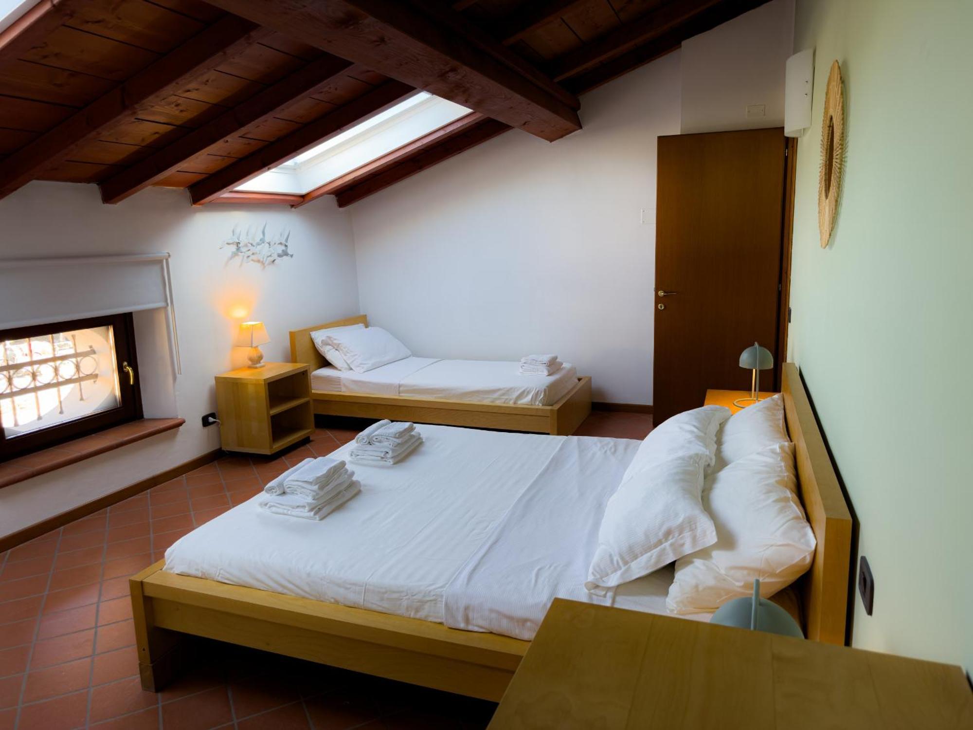 Sg Family - Oblo Apartment Pacengo Di Lazise エクステリア 写真